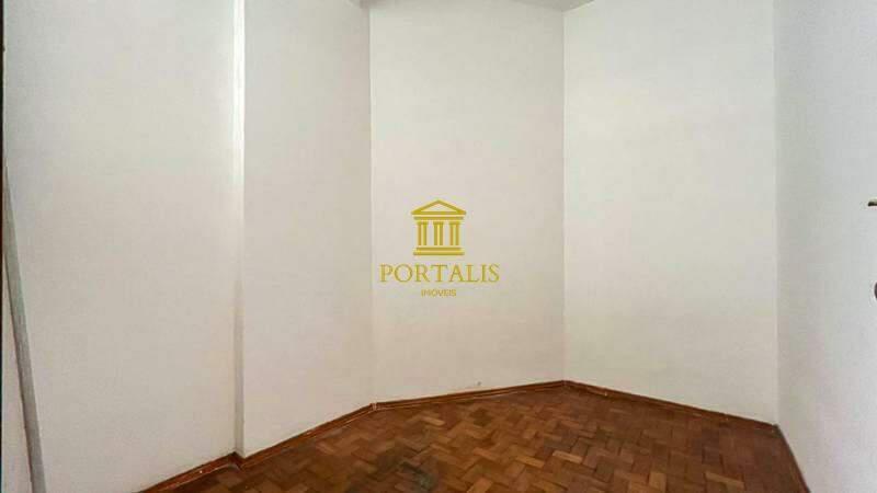 Apartamento, Centro, 3 Quartos, 0 Vaga, 1 Suíte