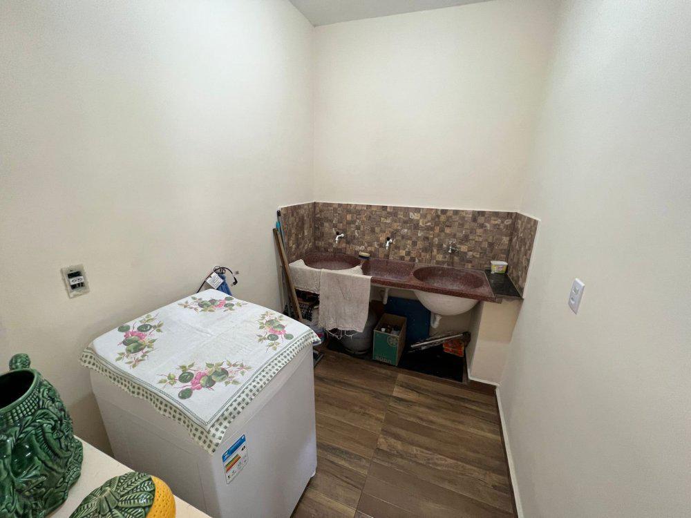Casa, Brasília, 4 Quartos, 3 Vagas, 1 Suíte