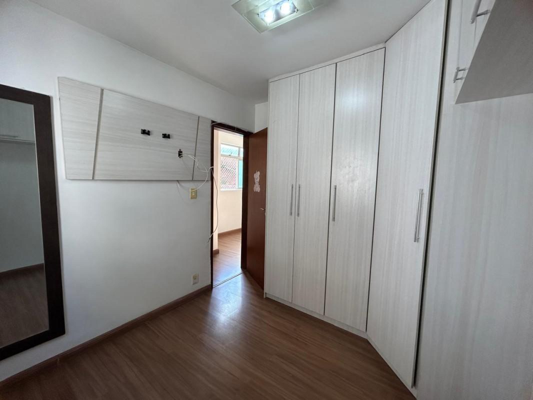 Apartamento, Carlos Prates, 2 Quartos, 1 Vaga