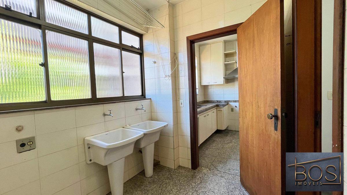 Apartamento, Coração de Jesus, 4 Quartos, 2 Vagas, 1 Suíte