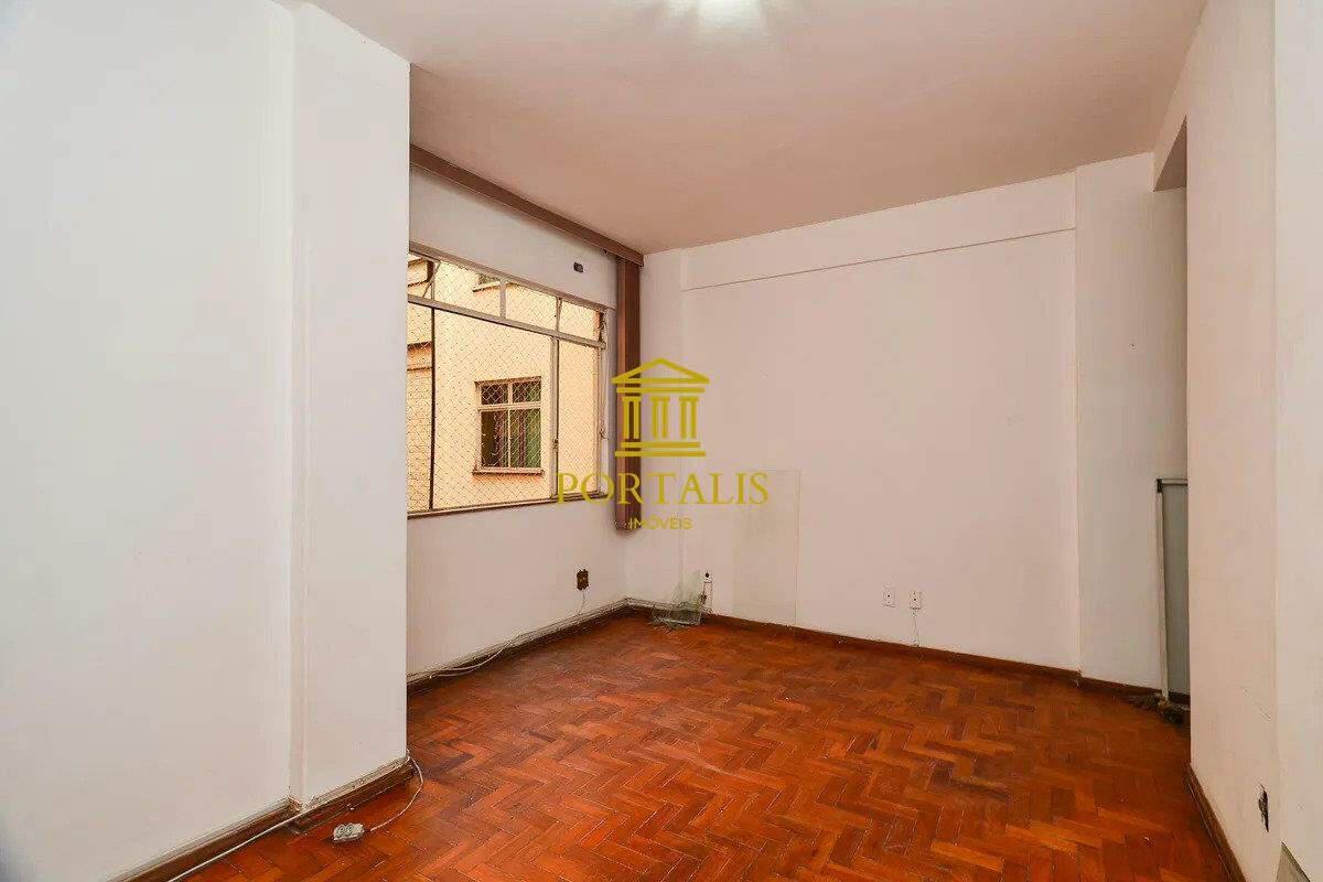 Apartamento, Centro, 2 Quartos, 0 Vaga