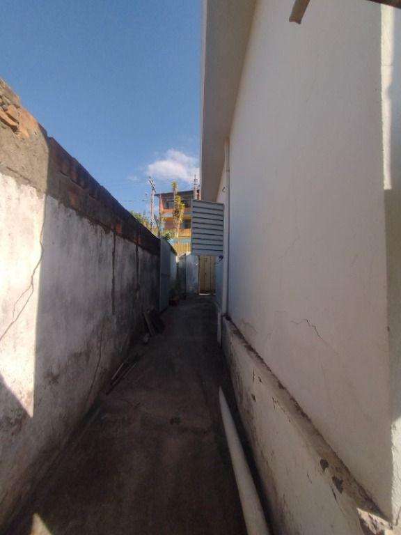 Casa, Centro, 2 Quartos, 0 Vaga