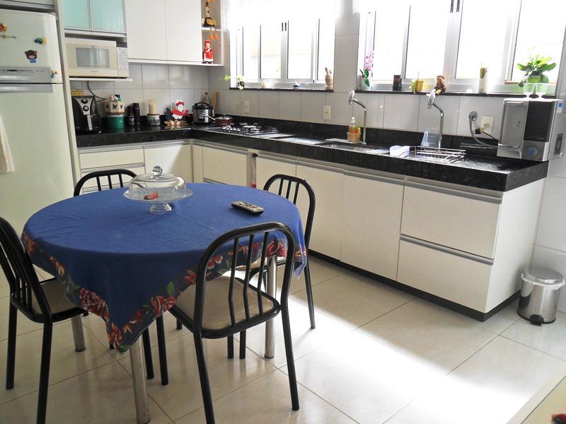 Casa, Álvaro Camargos, 3 Quartos, 3 Vagas, 1 Suíte