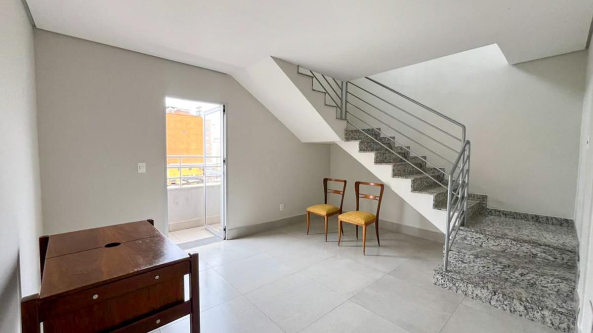 Cobertura, Centro, 2 Quartos, 0 Vaga, 2 Suítes