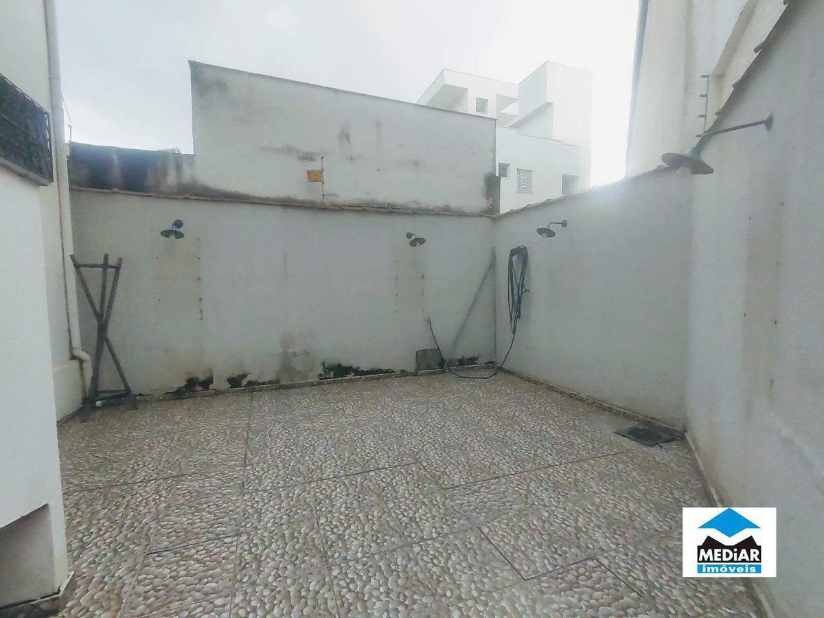 Casa, Colégio Batista, 6 Quartos, 4 Vagas, 2 Suítes