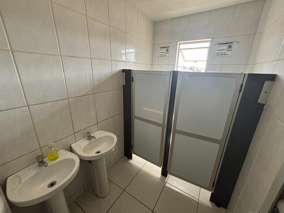 Sala, Venda Nova, 0 Quarto, 0 Vaga