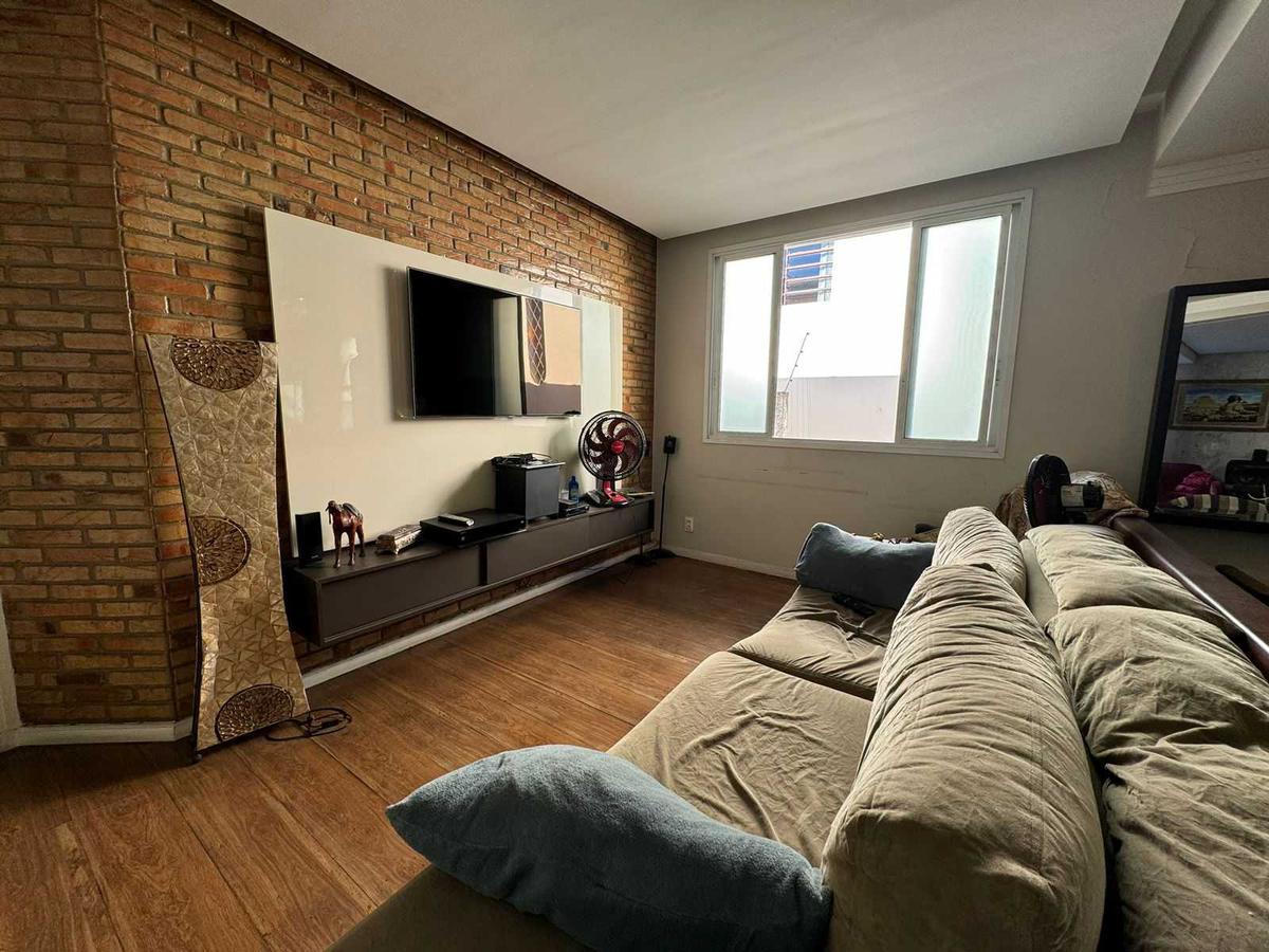 Casa, São José, 4 Quartos, 4 Vagas, 2 Suítes