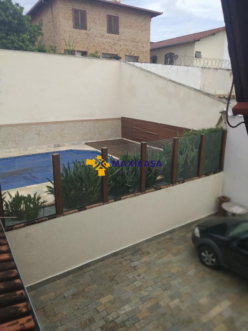 Casa, Santa Amélia, 3 Quartos, 5 Vagas