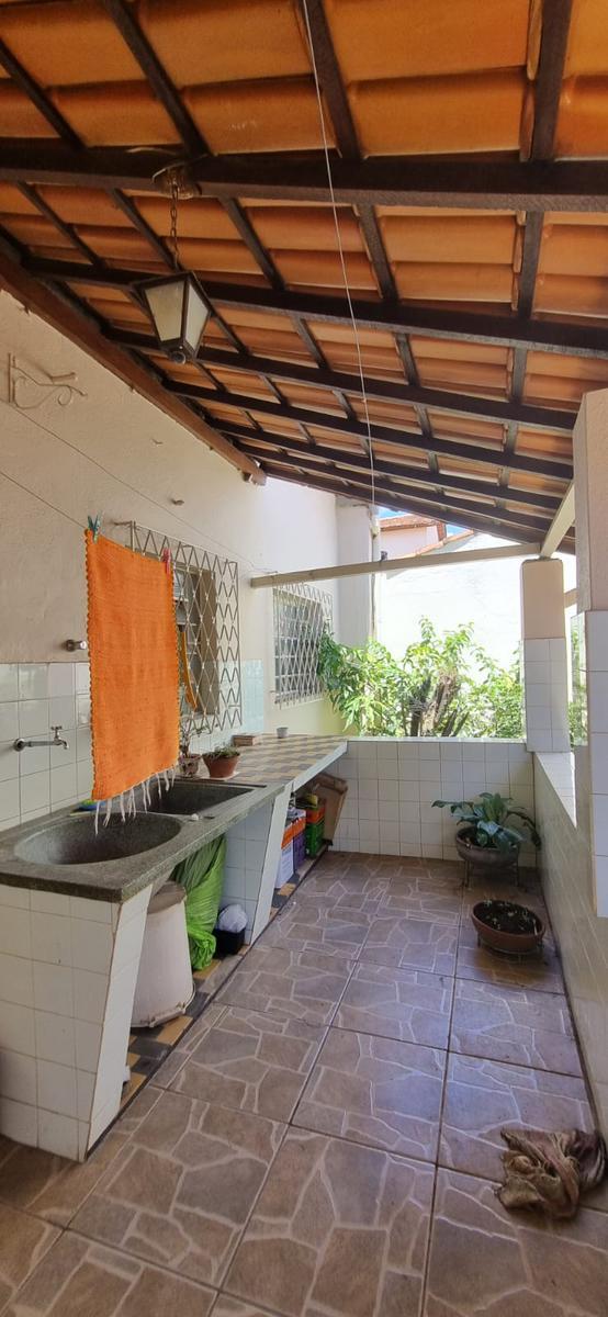 Casa, Esplanada, 8 Quartos, 2 Vagas, 1 Suíte