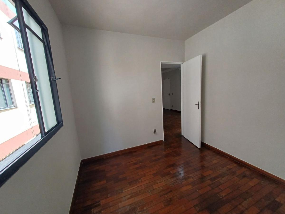 Apartamento, Santa Cruz, 2 Quartos, 1 Vaga