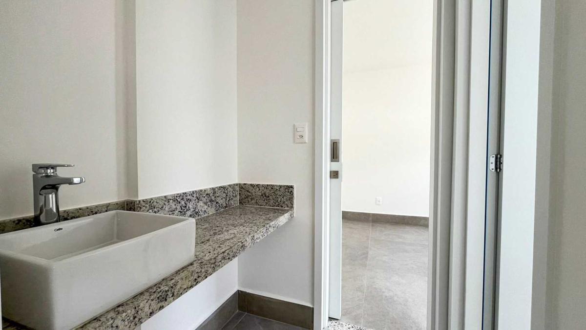 Apartamento, Castelo, 4 Quartos, 3 Vagas, 2 Suítes