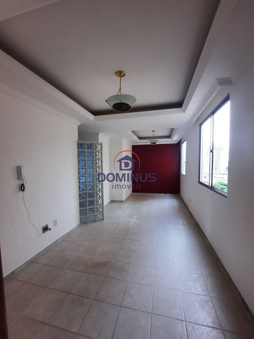 Apartamento, Floresta, 2 Quartos, 1 Vaga