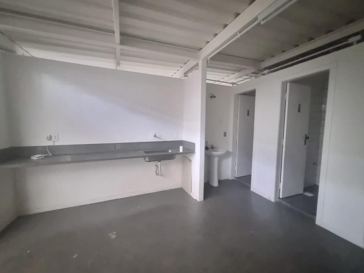 Andar, Santa Efigênia, 0 Quarto, 3 Vagas
