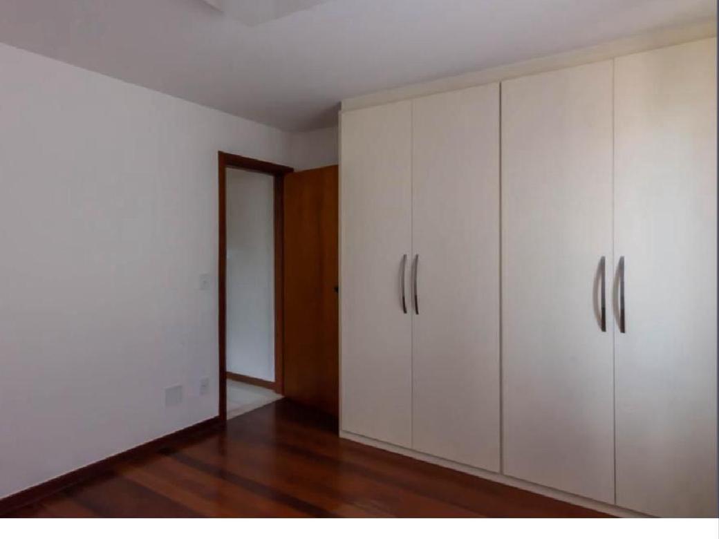 Apartamento, Funcionários, 2 Quartos, 2 Vagas, 1 Suíte