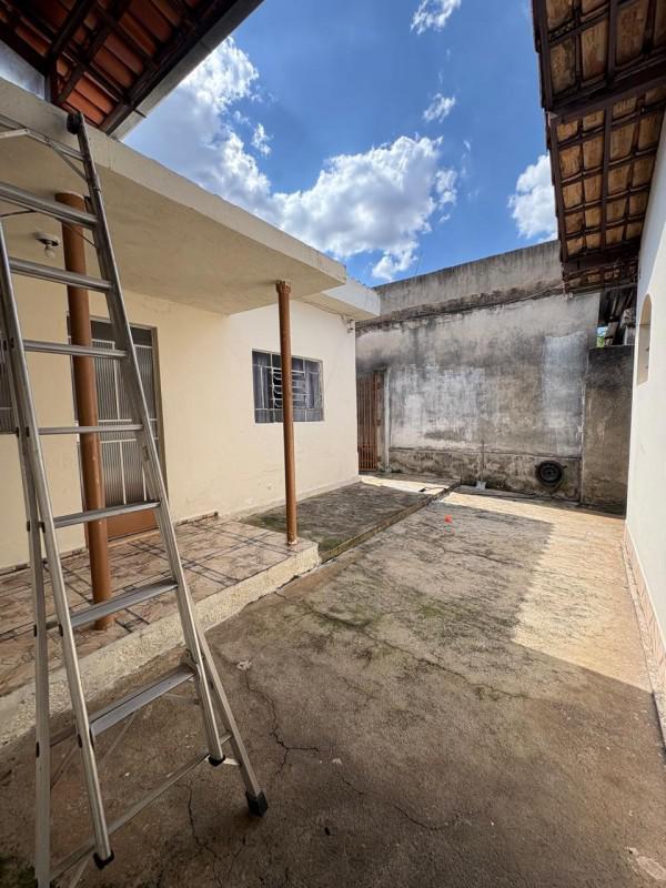 Casa, Tirol, 3 Quartos, 3 Vagas, 1 Suíte