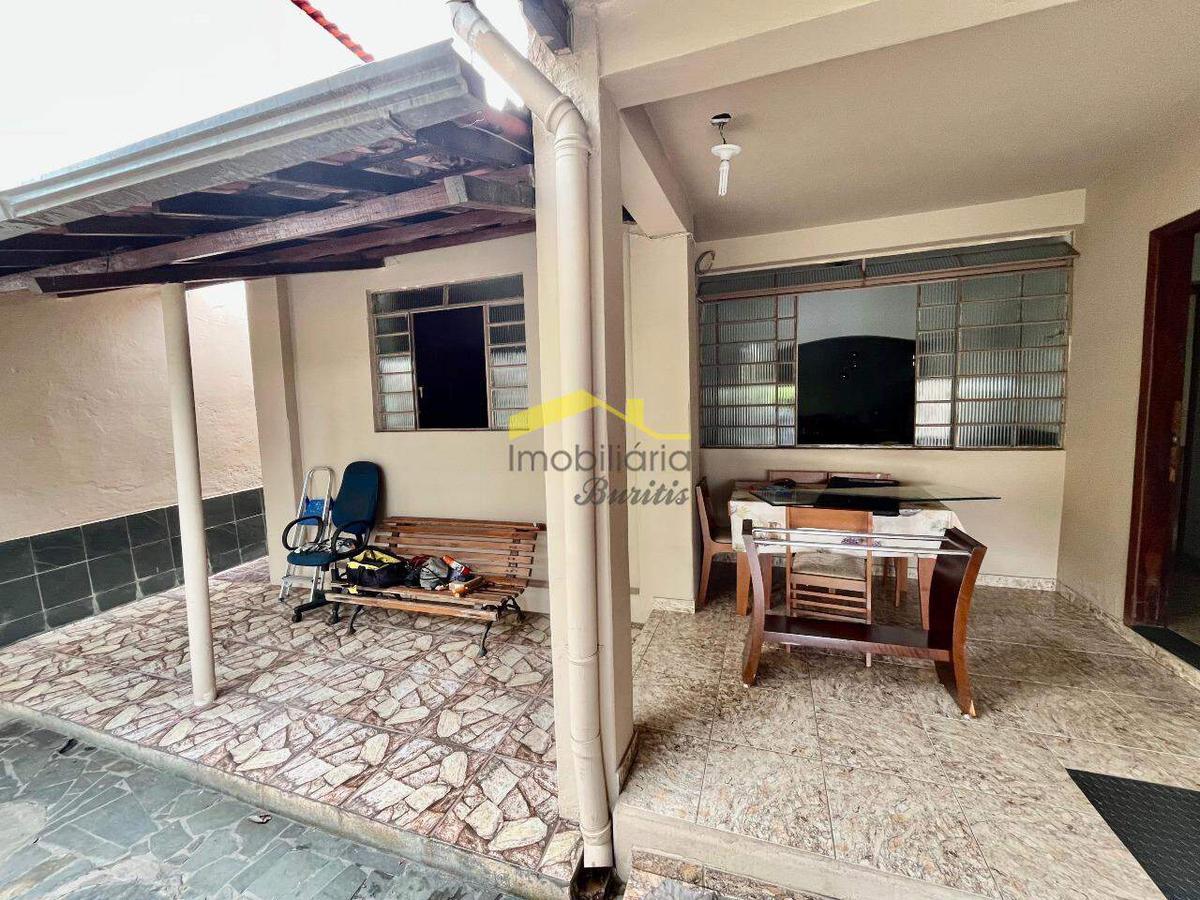 Casa, Cinquentenário, 4 Quartos, 3 Vagas