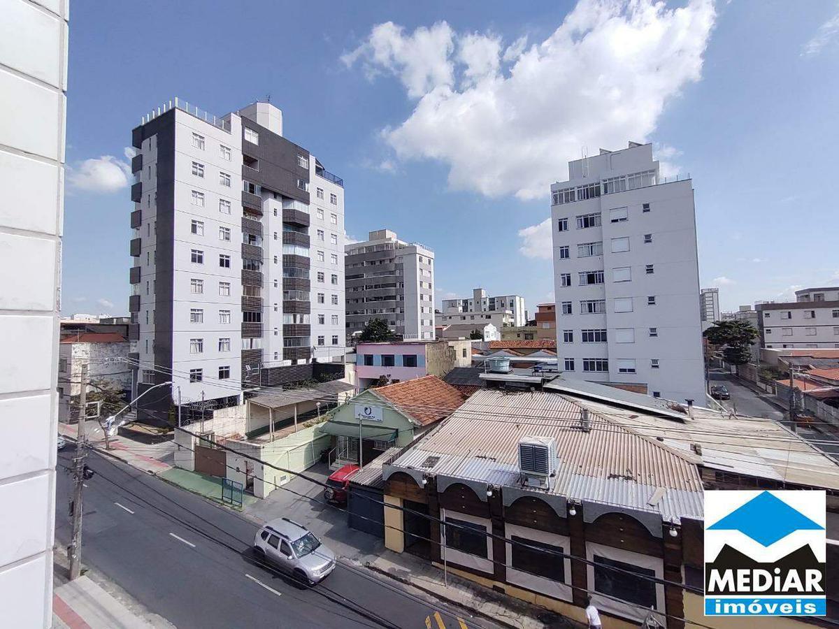 Apartamento, Sagrada Família, 1 Quarto, 1 Vaga, 1 Suíte