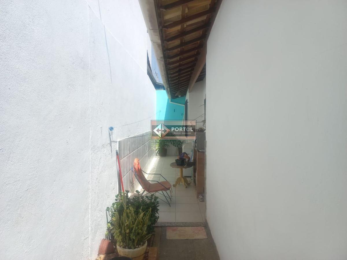Casa, Itapoã, 3 Quartos, 2 Vagas, 1 Suíte