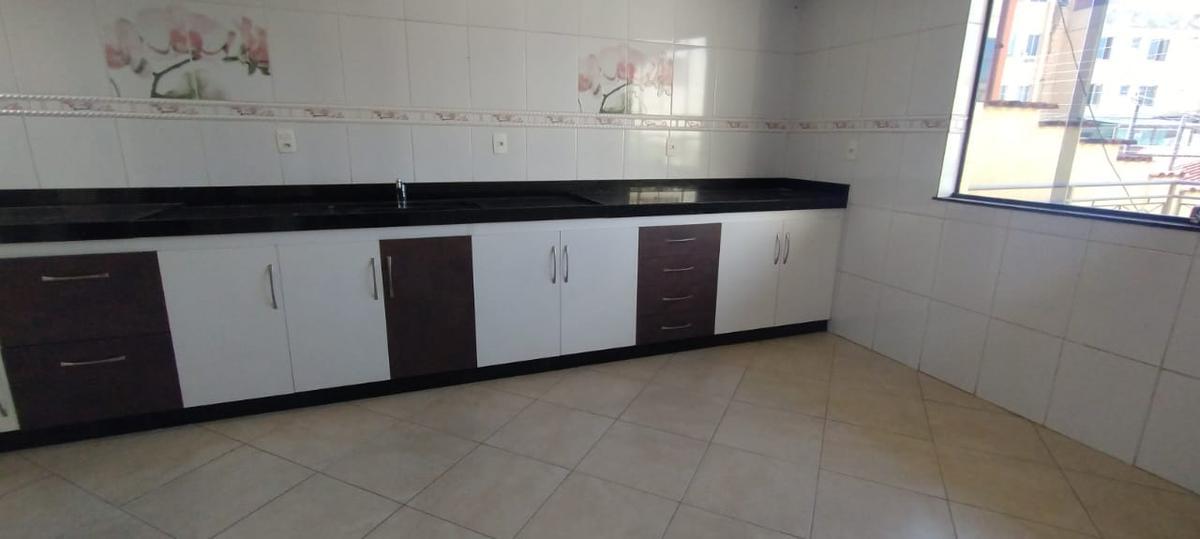 Casa, Santa Cruz, 5 Quartos, 4 Vagas, 1 Suíte