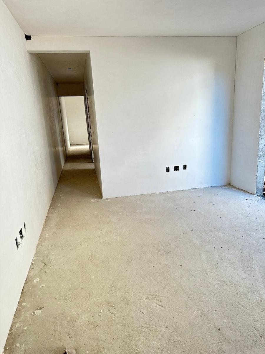 Cobertura, Serrano, 2 Quartos, 2 Vagas, 1 Suíte