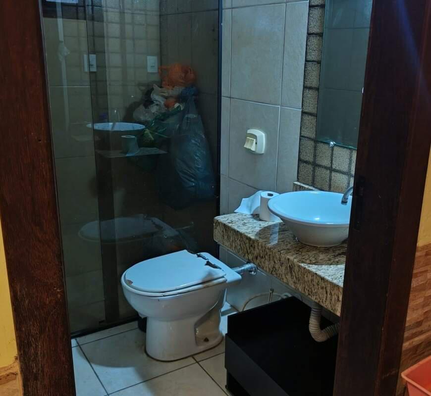 Casa, Estoril, 2 Quartos, 4 Vagas, 1 Suíte