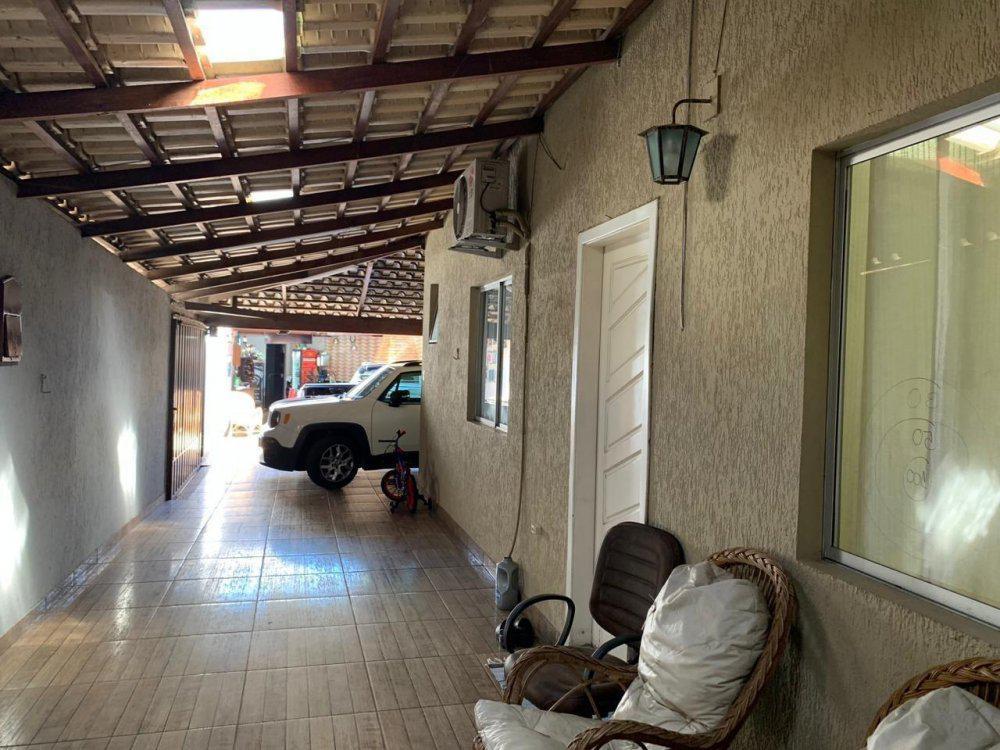 Casa, Três Barras, 3 Quartos, 3 Vagas, 1 Suíte