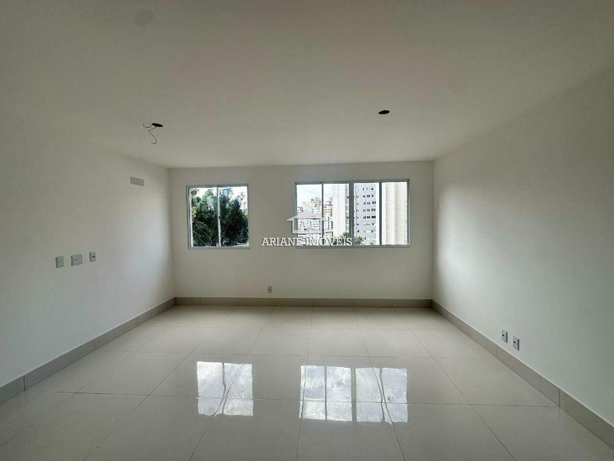 Apartamento, Vila Paris, 2 Quartos, 2 Vagas, 2 Suítes