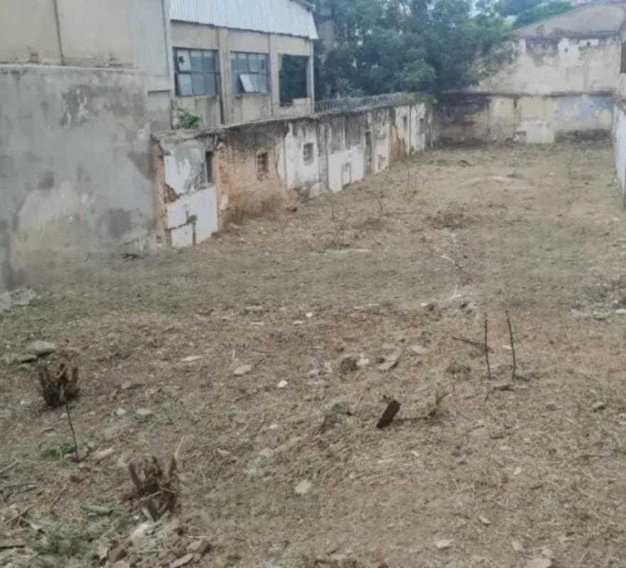 Lote, Centro, 0 Quarto, 0 Vaga