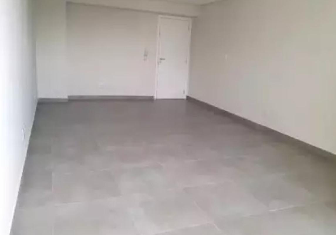 Sala, Barro Preto, 0 Quarto, 1 Vaga