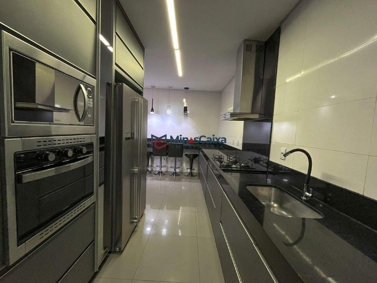 Casa, Santa Maria, 3 Quartos, 2 Vagas, 1 Suíte