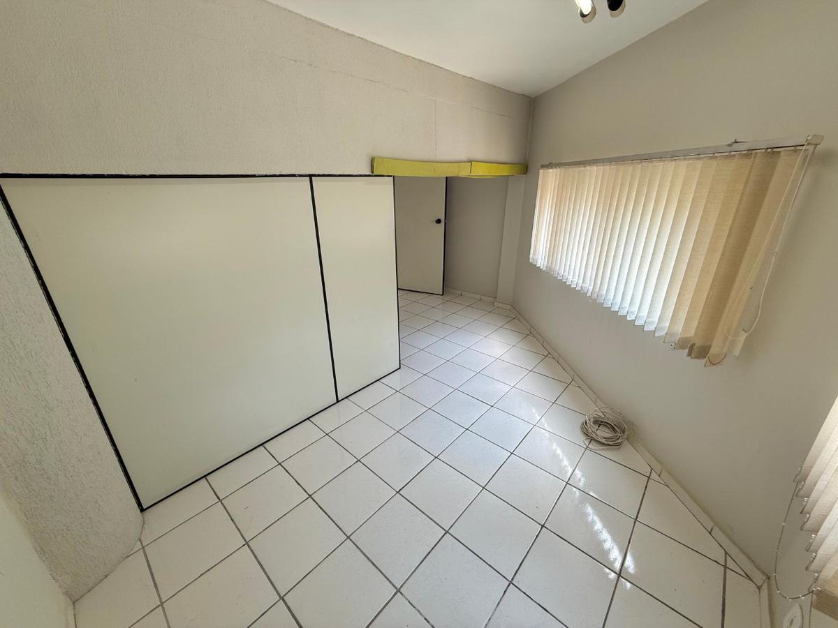 Andar, São José, 0 Quarto, 0 Vaga