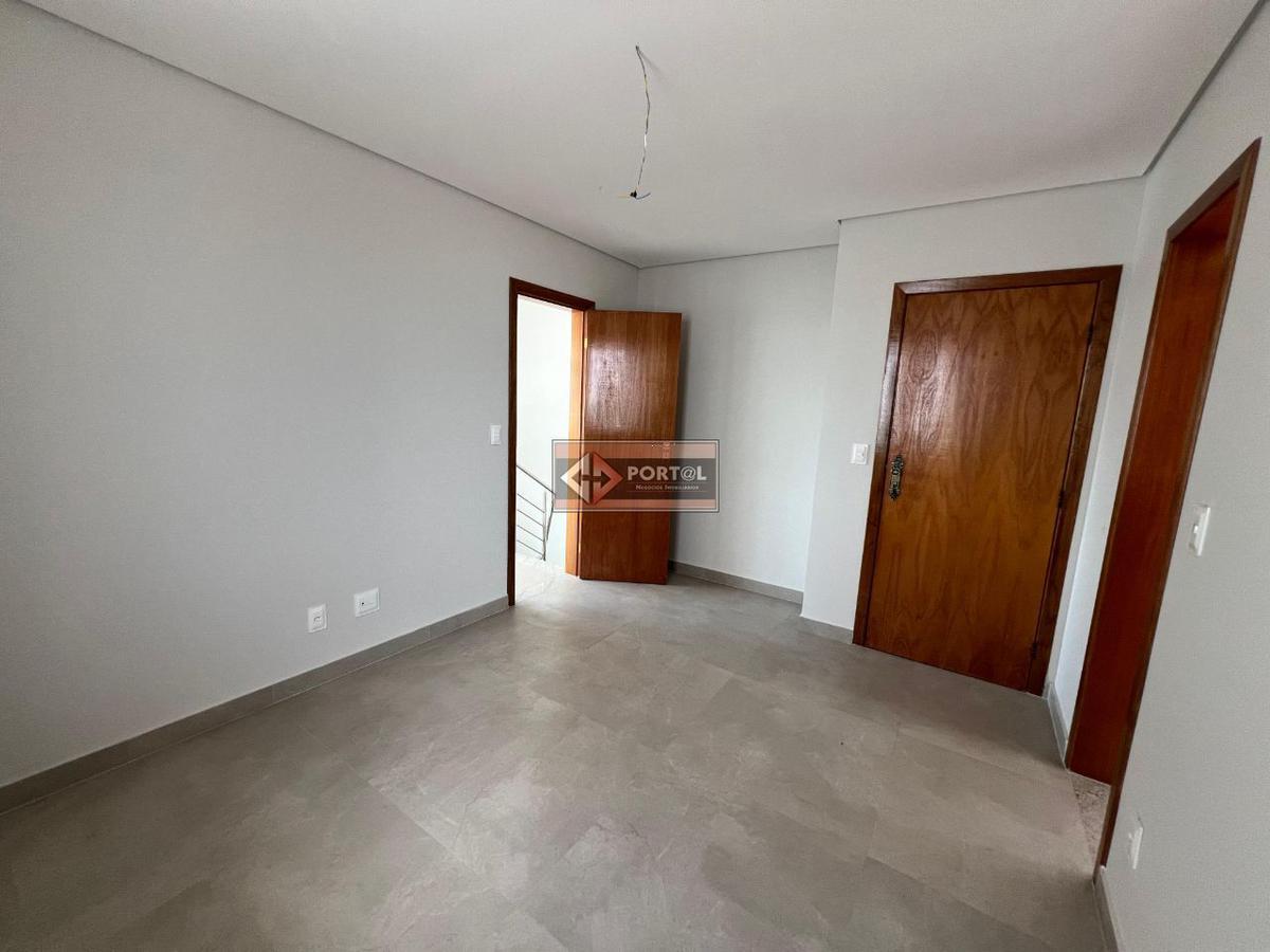 Cobertura, Itapoã, 4 Quartos, 4 Vagas, 2 Suítes