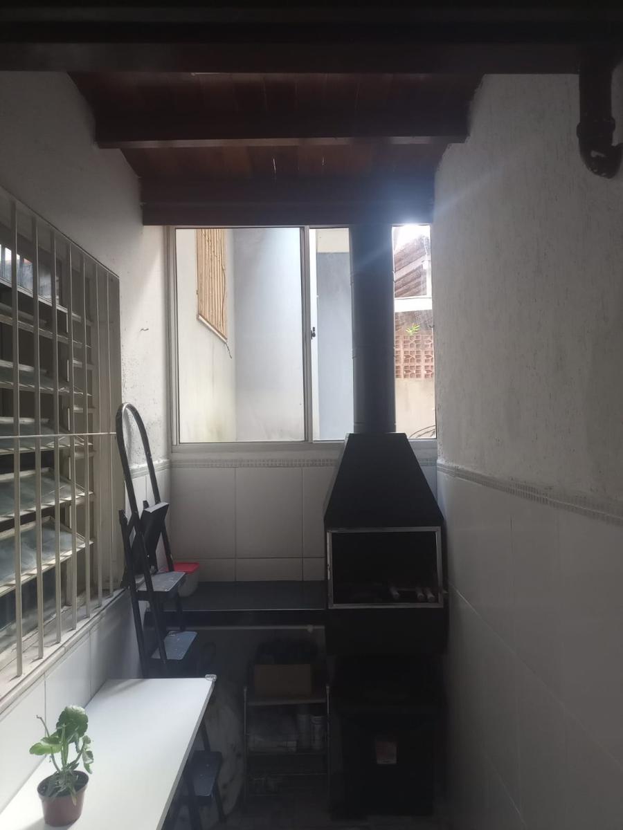 Casa, Fernão Dias, 2 Quartos, 1 Vaga