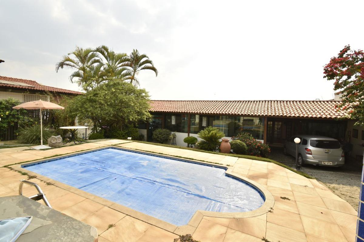Casa, Bandeirantes (pampulha), 5 Quartos, 12 Vagas, 3 Suítes