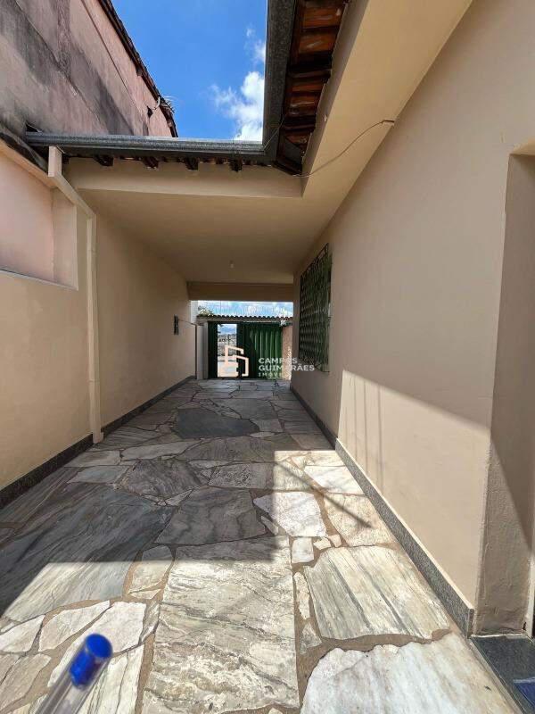 Casa, Conjunto Califórnia, 4 Quartos, 2 Vagas