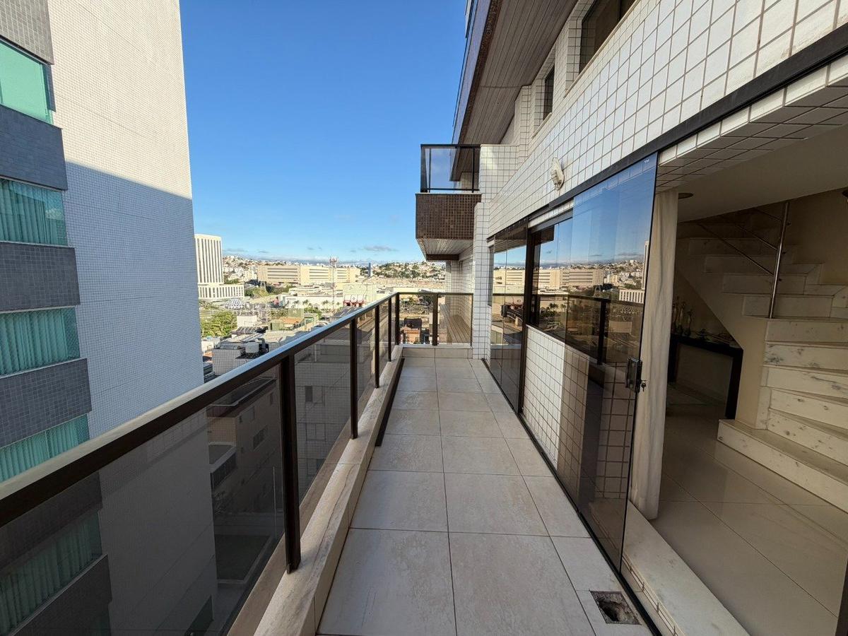 Cobertura, Palmares, 4 Quartos, 5 Vagas, 4 Suítes