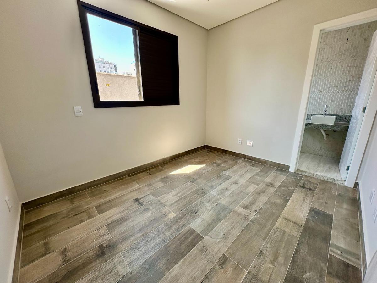 Apartamento, Jaraguá, 4 Quartos, 3 Vagas, 4 Suítes