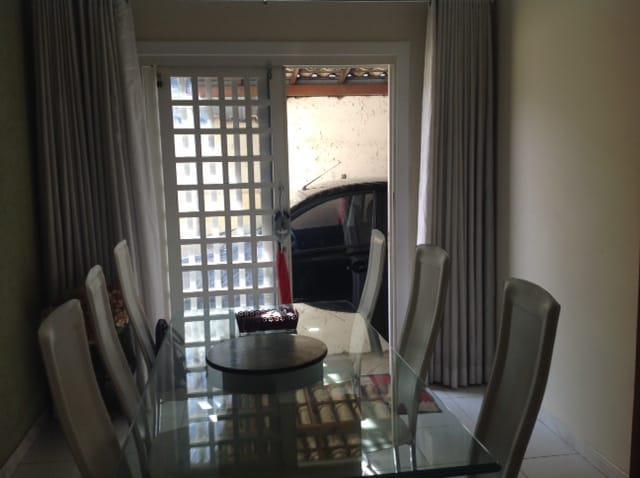 Casa, Castelo, 4 Quartos, 5 Vagas, 1 Suíte