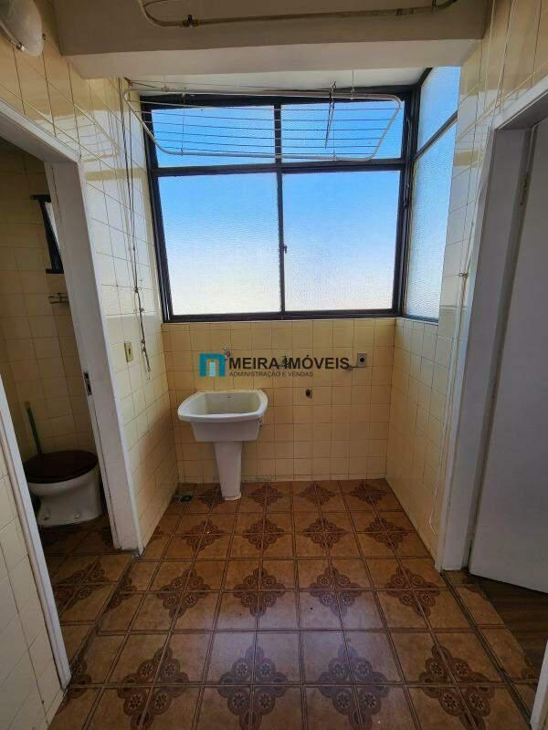 Apartamento, Floresta, 2 Quartos, 1 Vaga