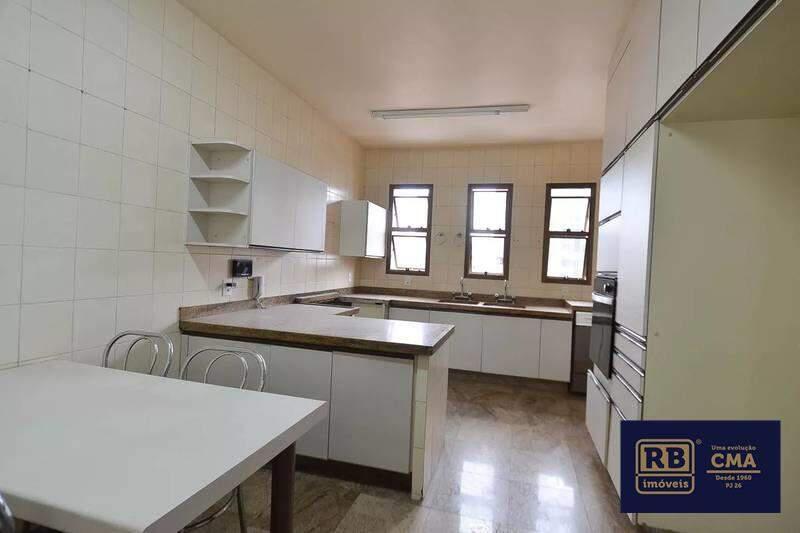 Apartamento, Funcionários, 4 Quartos, 3 Vagas, 2 Suítes