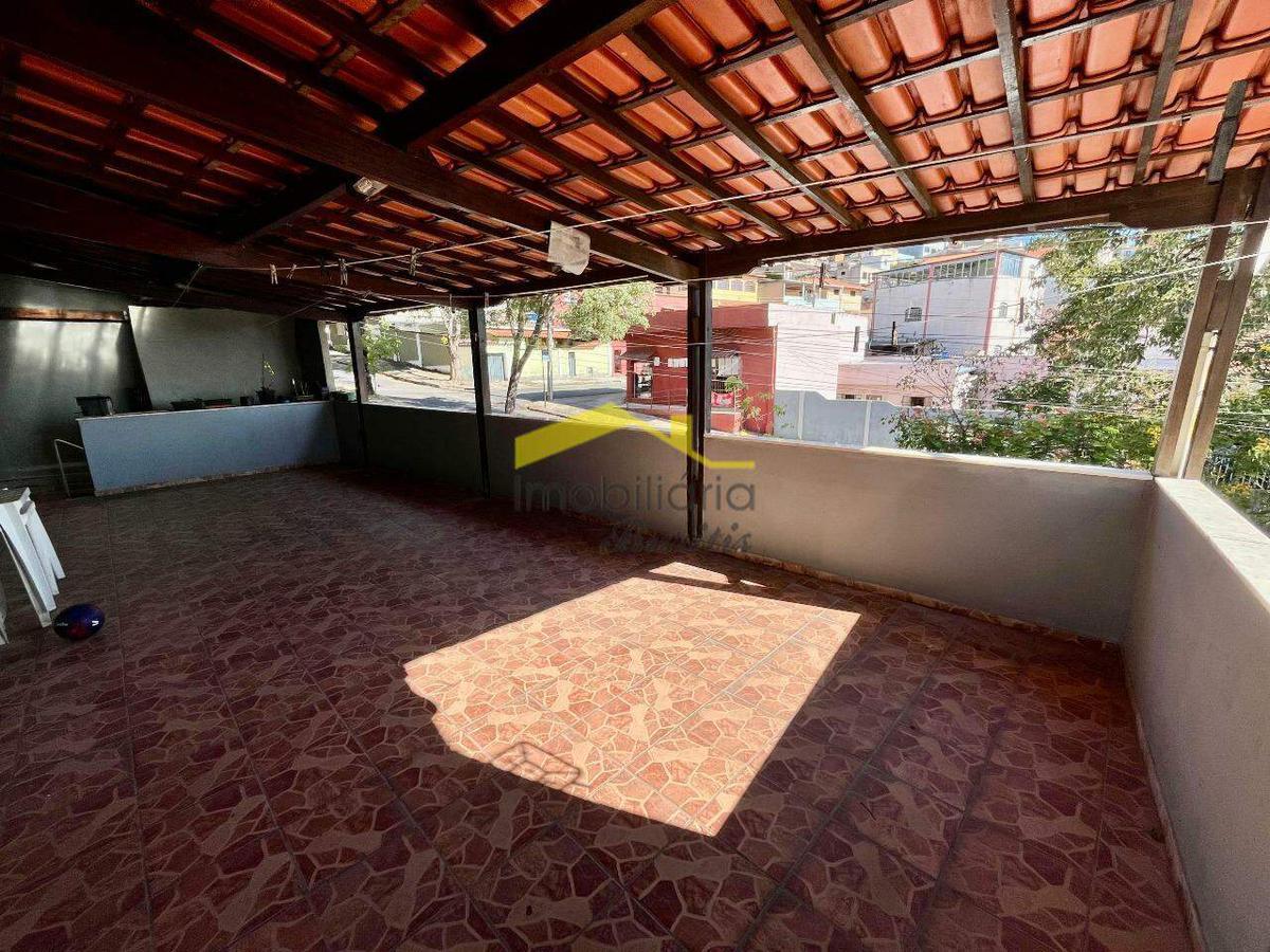 Casa, Estrela do Oriente, 3 Quartos, 2 Vagas, 1 Suíte