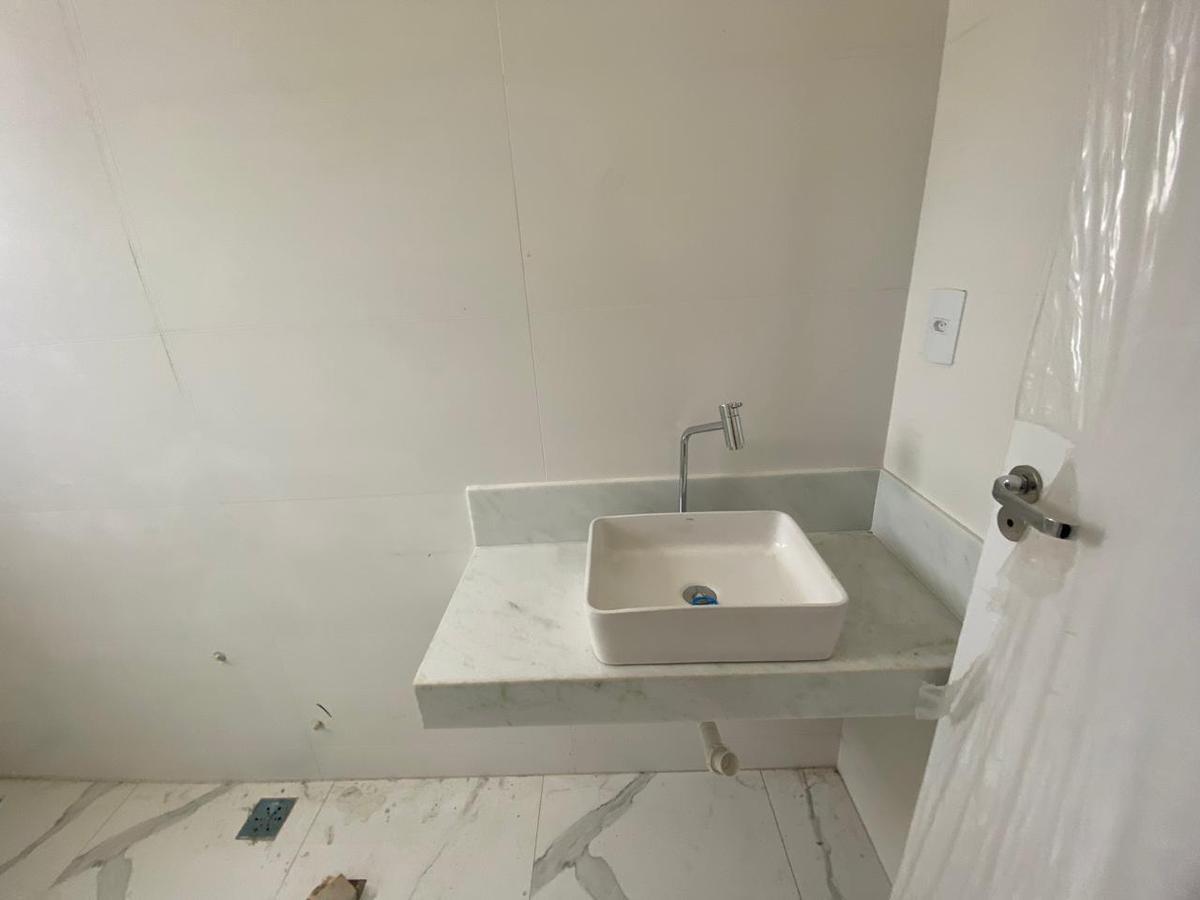 Casa, Planalto, 3 Quartos, 1 Vaga, 1 Suíte