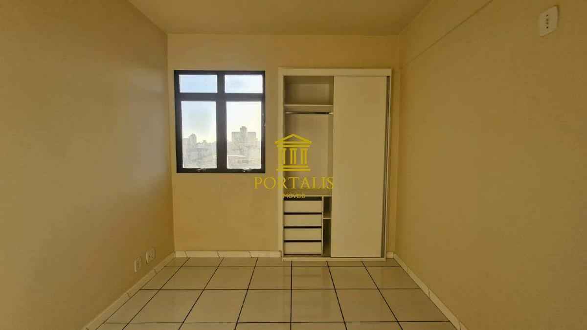 Apartamento, Sagrada Família, 2 Quartos, 1 Vaga