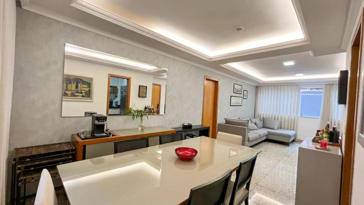 Apartamento, Castelo, 3 Quartos, 2 Vagas, 1 Suíte