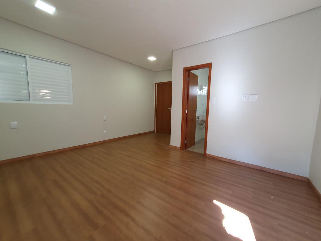 Casa, Prado, 3 Quartos, 3 Vagas, 1 Suíte