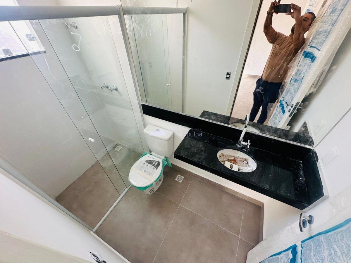 Casa, Santa Branca, 3 Quartos, 2 Vagas, 1 Suíte