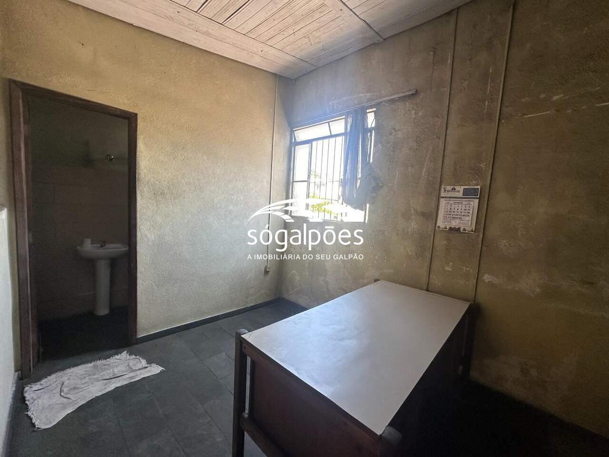 Galpão, João Pinheiro