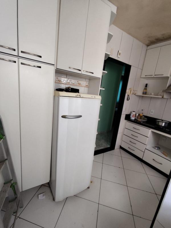 Apartamento, Santa Helena (barreiro), 3 Quartos, 1 Vaga