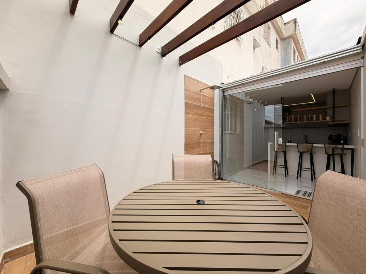 Apartamento, Santa Mônica, 2 Quartos, 1 Vaga