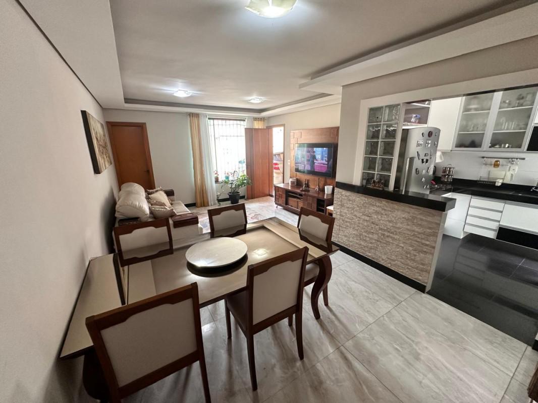 Casa, Fernão Dias, 3 Quartos, 2 Vagas, 1 Suíte